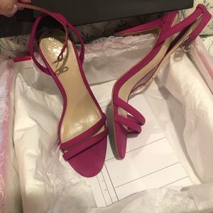 Women’s shoes